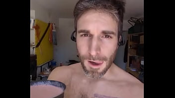 Q rico licuado de durazno y frutilla fresas