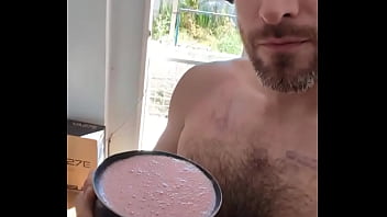 Q rico licuado de durazno y frutilla fresas