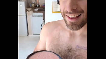 Q rico licuado de durazno y frutilla fresas