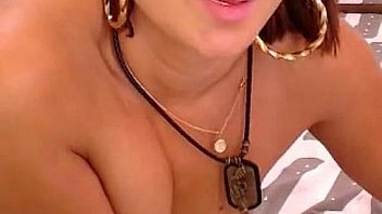 Request from sucamelo abrunettelady 2