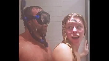The hottest shower sex you're ever gonna see features joinersamanthax