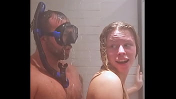 The hottest shower sex you're ever gonna see features joinersamanthax