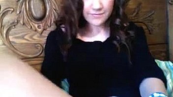 Cute teen webcam girl