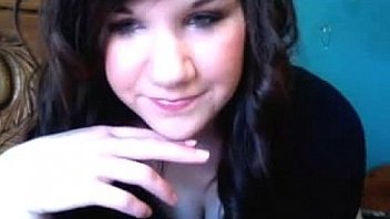 Cute teen webcam girl