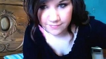 Cute teen webcam girl