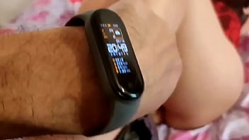 Sushi erótico no corpo da safada