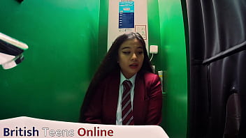 Student sucks dick at the gloryhole