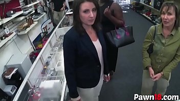 Hot milf gets r at pawnshop