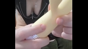 Cock Fetish Elza Kom's thumbnail