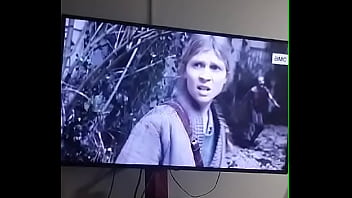 Chico sale sin ser visto