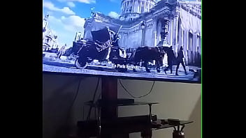 Chico sale sin ser visto