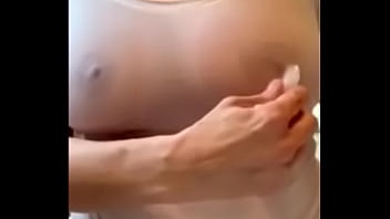 Mature slit ices nipples