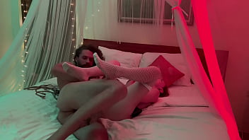 I love playing with her cute feet