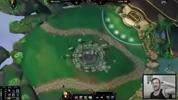 Ares fodendo anubis ao som de naruto