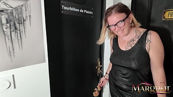 Toujours a l'ile des plaisir je profite de la croix de saint andrée pour me faire défoncé le cul par mon mec