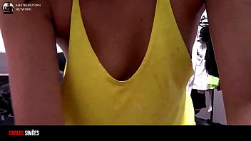 A mascarada ataca mais um vez com seu consolo anal