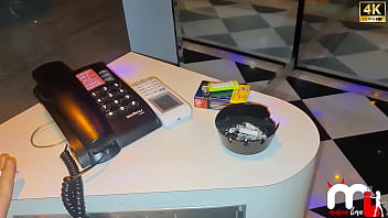 Um pau torto preto e grande é impossivel se recusar