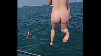 Pour une fois je spoil la fin d'une vidéo note nos sauts en commentaire dc'était avec sexymarghotx toniohot19 ulagtv