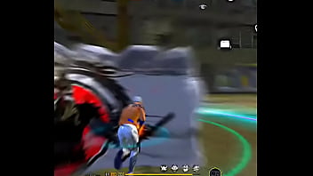 Kidbengala macetando novinhaenquanto da risada e fica de quatro