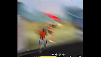 Kidbengala macetando novinhaenquanto da risada e fica de quatro