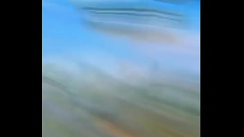 Kidbengala macetando novinhaenquanto da risada e fica de quatro