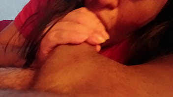 Cada vez que su vecino se va a trabajar viene por mi polla