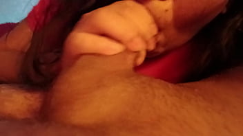 Cada vez que su vecino se va a trabajar viene por mi polla