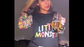 Bonneyuwu 15 08 pijama masturbacion dildo y peluche