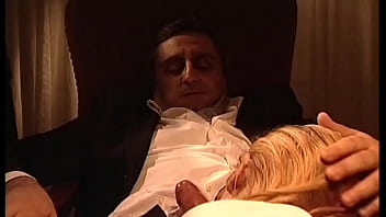 Jasmine a blow job under the desk for the mafia boss