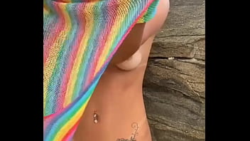 Bastidores na praia secreta em são vicente