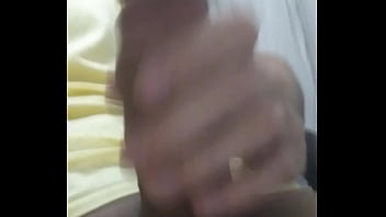 Masturbando cheio de tesão