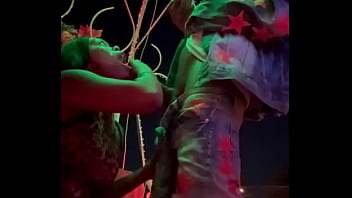 Carriage ride facial with cum walk