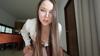 The secretary made a mistake and was fucked hard by the boss