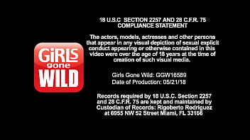 Male strippers make daisy horny