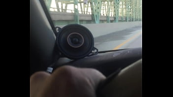 Suprerduper eating throu her