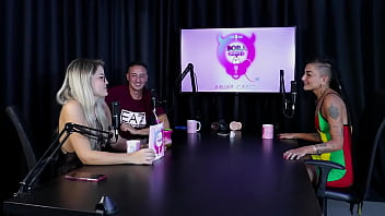 Já pediram um fetiche com cachorro acha errado a divisão de atriz criadora e é liberal caroleta roots & bruna carlos sheer red