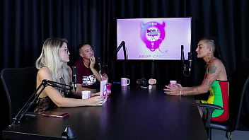 Já pediram um fetiche com cachorro acha errado a divisão de atriz criadora e é liberal caroleta roots & bruna carlos sheer red