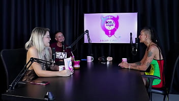 Já pediram um fetiche com cachorro acha errado a divisão de atriz criadora e é liberal caroleta roots & bruna carlos sheer red