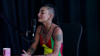 Já pediram um fetiche com cachorro acha errado a divisão de atriz criadora e é liberal caroleta roots & bruna carlos sheer red