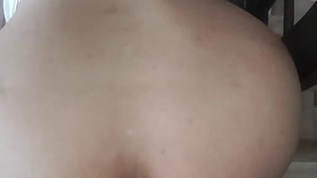 ¡¡por los clavos de jesucristo ¿que es esto madrastra le chupa la polla a jesucristo y se mete la polla en el coño real casero amateur