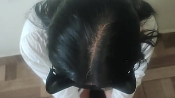 ¡¡por los clavos de jesucristo ¿que es esto madrastra le chupa la polla a jesucristo y se mete la polla en el coño real casero amateur