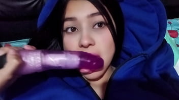 Niñera caliente con enormes tetas anhelaba mi polla tan pronto como llegué a casa casero real