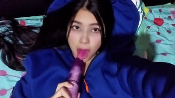 Niñera caliente con enormes tetas anhelaba mi polla tan pronto como llegué a casa casero real