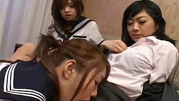 Asian lesbian deepkiss Asian lesbian deepkiss
