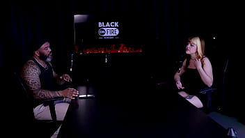 O irmão viu suas fotos de lingerie prefere pau médio se frustrou quando iniciou e nunca imaginou conhecer a middy watch sheer red