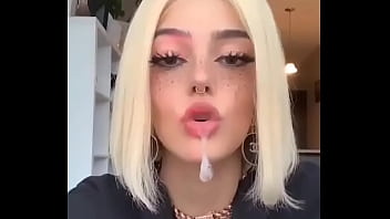 الوسخه في قلبي وفي عيني