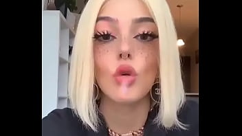 الوسخه في قلبي وفي عيني