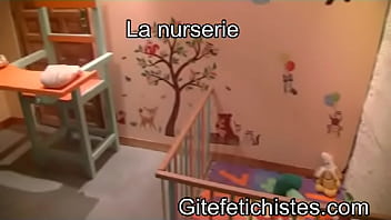 Le donjon la chambre love les lieux de jeux