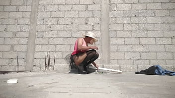 Que Rico Y Caliente Estar Ahí Pensando Que Te Puedan Ver thumbnail