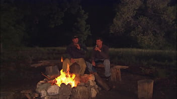 Tia layne fucks romana ryder with a glass dildo